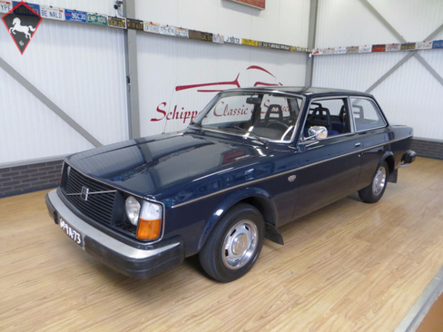 Volvo 242 1977