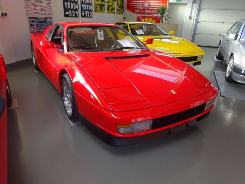 ferrari testarossa 1988