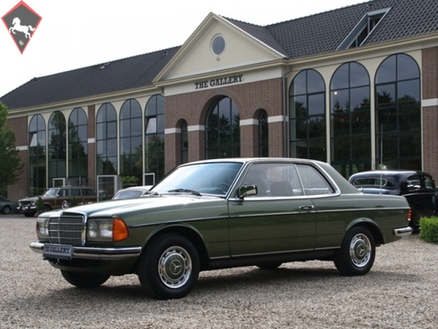 Mercedes-Benz 230 w123 1982