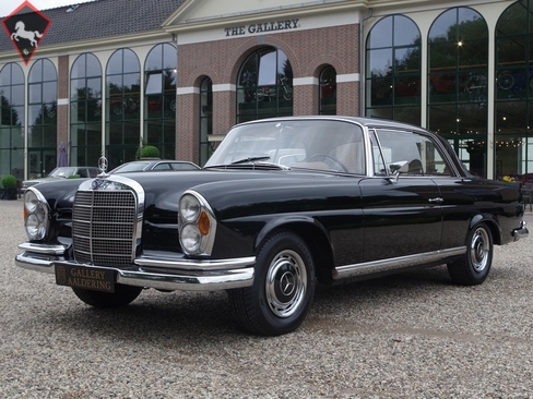 Mercedes-Benz 280SE Coupé w111 1968