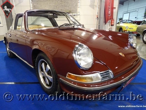 Porsche 911 Early LWB 1971