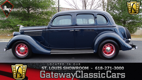 Ford Sedan 1935