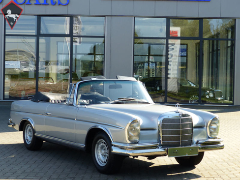 Mercedes-Benz 280SE Cabriolet w111 1967