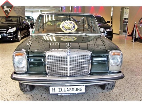 Mercedes-Benz 220 w115 1969