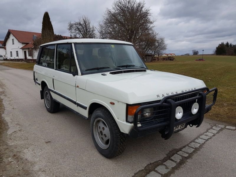 1982 Land Rover Range Rover is listed Sold on ClassicDigest in Dornacher  Str 3DDE-85622 Feldkirchen by Auto Dealer for €8500. 