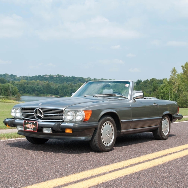 19 Mercedes Benz 560sl W107 Is Listed Sold On Classicdigest In Fenton St Louis By For Not Priced Classicdigest Com