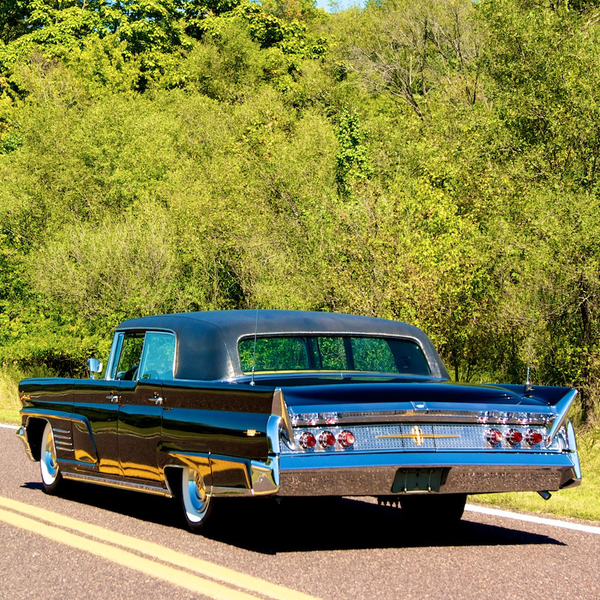 1960 Lincoln Town Car is listed Verkauft on ClassicDigest in Fenton (St ...