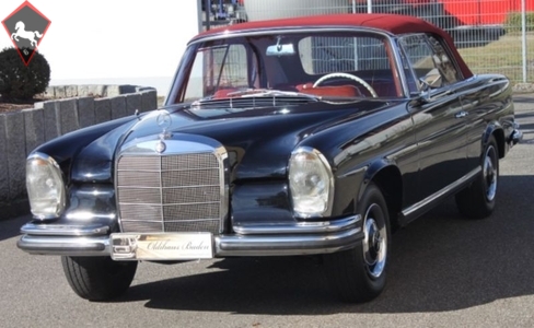 Mercedes-Benz 220SE Cabriolet w111 1963