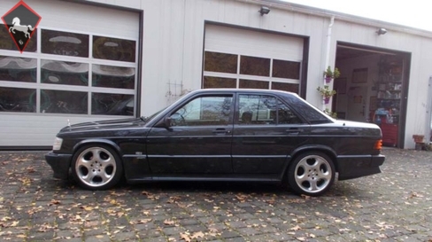 Mercedes-Benz 190 w201 1988