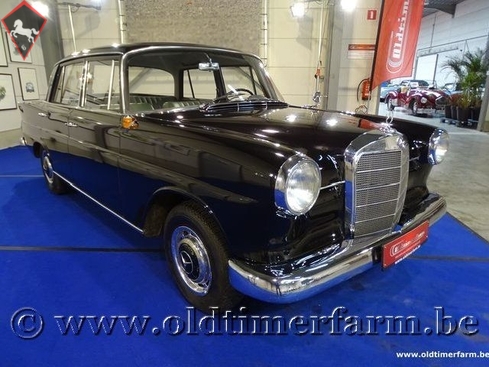 Mercedes-Benz 190 w110 Fintail 1964