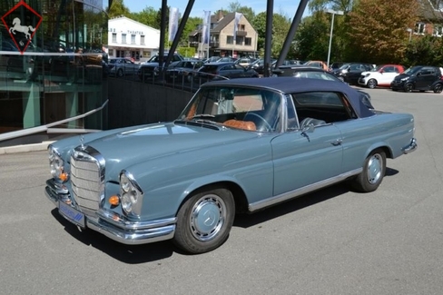 Mercedes-Benz 250SE Cabriolet w111 1967