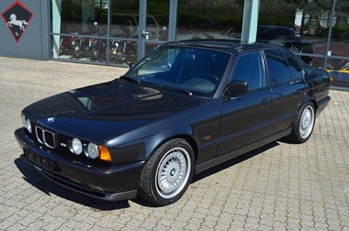 BMW M5 
