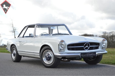 Mercedes-Benz 230SL w113 