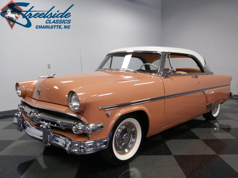 Ford Crestline 1954