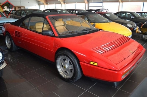 Ferrari Mondial 1990
