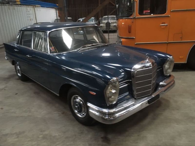 1960 Mercedes Benz 220s W111 Heckflosse Is Listed Zu Verkaufen On Classicdigest In Ettensestraat 19nl 7061 Aa Terborg By Potomac Classics B V For 22500 Classicdigest Com