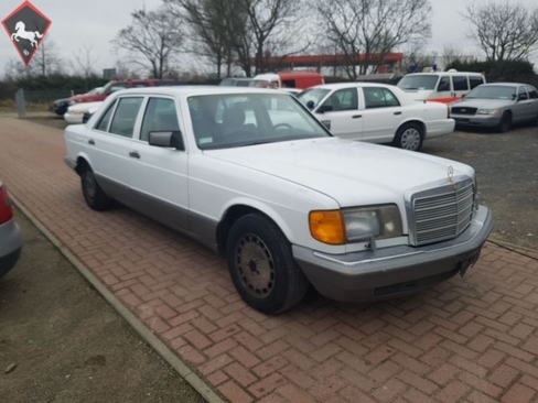 Mercedes-Benz 560 SEL w126 1988