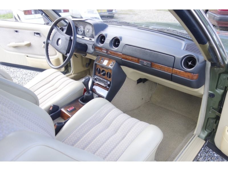 1978 Mercedes-Benz 230 w123 is listed zu verkaufen on ClassicDigest in