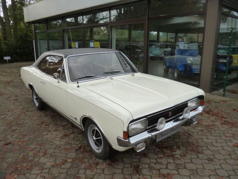 Opel commodore a