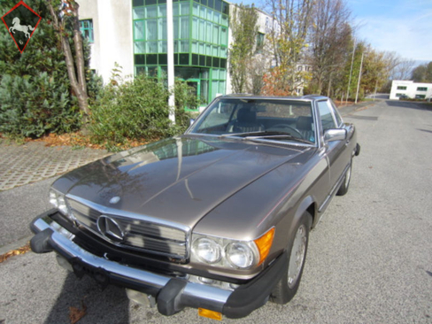 Mercedes-Benz 380SL w107 1987