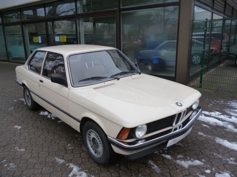  1982 BMW 315 aparece Vendido en ClassicDigest en Alte Bundesstr.  16DE-27616 Beverstedt en Auto Dealer por 4650 €.  - ClassicDigest.com