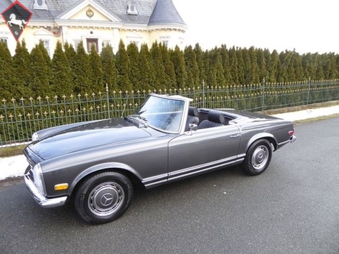 Mercedes-Benz 280SL w113 1969