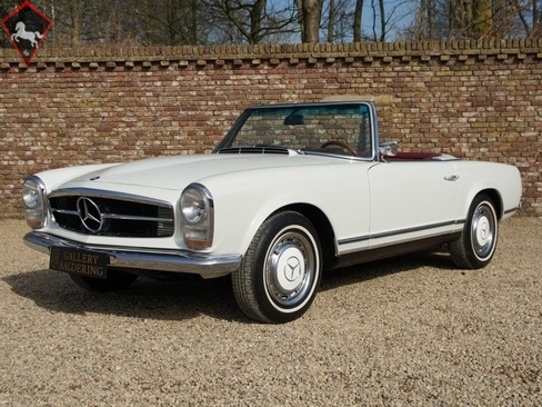 Mercedes-Benz 230SL w113 1965