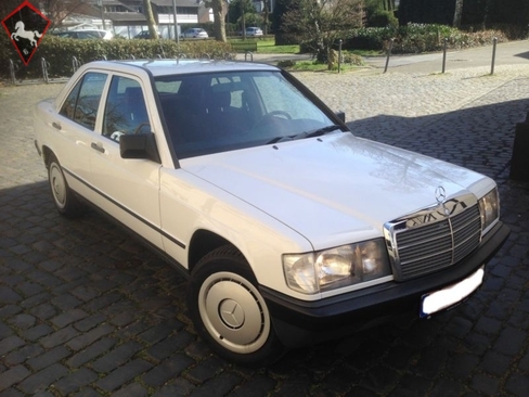 Mercedes-Benz 190 w201 1988