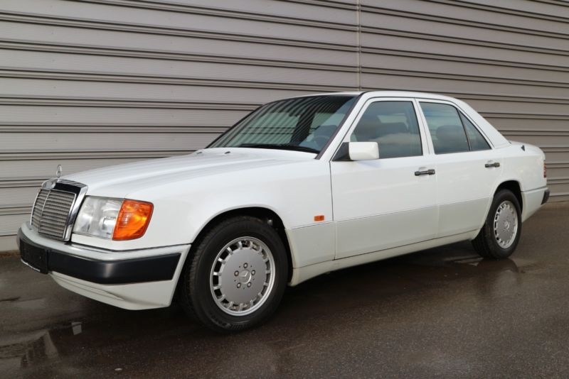 1991 Mercedes Benz 230 W124 Is Listed For Sale On Classicdigest In Oberkirnacher Strasse 6de 78112 St Georgen Brigach By Seitz Automobile Gbr For 15990 Classicdigest Com
