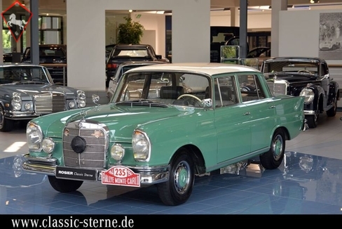 Mercedes-Benz 220S w111 Heckflosse 1963