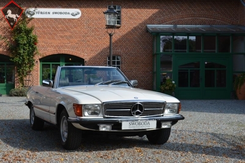 Mercedes-Benz 280SL w107 1977