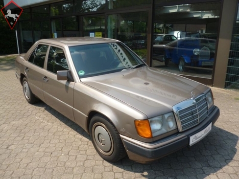 Mercedes-Benz 200 w124 1989