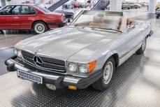 Mercedes-Benz 450SL w107 1974