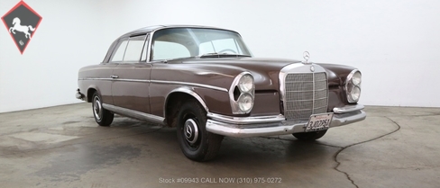 Mercedes-Benz 220SE Coupé w111 1965