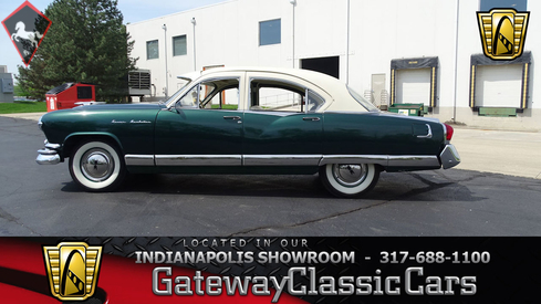 Kaiser Manhattan 1953