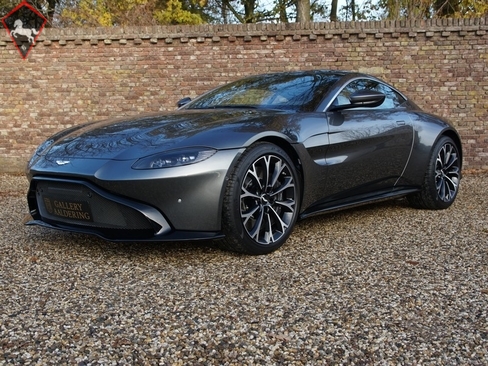 Aston Martin V8 2018