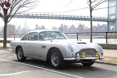 Aston Martin DB5 1964