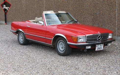 Mercedes-Benz 350SL w107 1972
