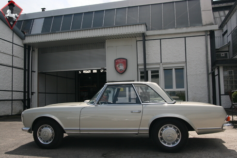 Mercedes-Benz 230SL w113 1966