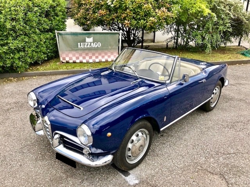 1963 Alfa Romeo Giulietta Spider is listed Sold on ClassicDigest in BRESCIA  by Luzzago Dealer for Not priced. 