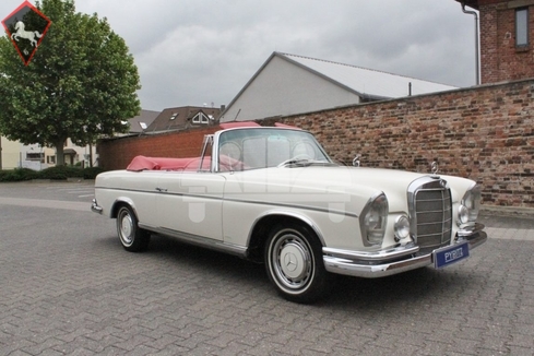 Mercedes-Benz 300SE Cabriolet w112 1963