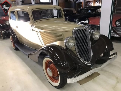 Ford V-8 1934