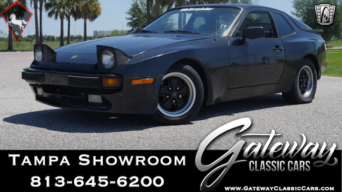 Porsche 944 1984