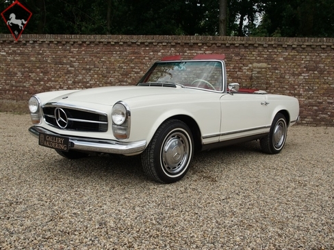Mercedes-Benz 230SL w113 1965