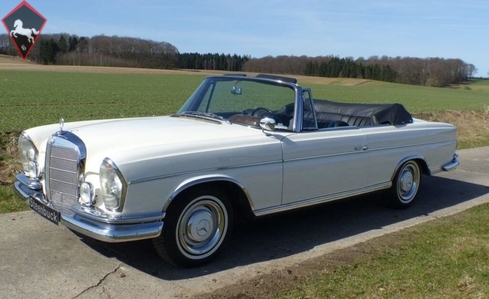 Mercedes-Benz 300SE Cabriolet w112 1963