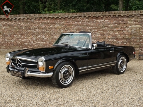 Mercedes-Benz 280SL w113 1971