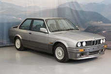 BMW 320 1988