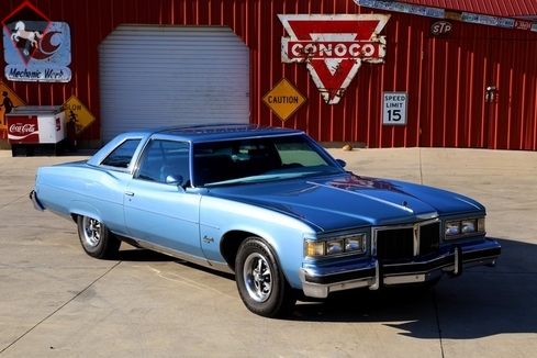 Pontiac Bonneville 1976