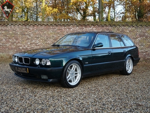 BMW M5 1995