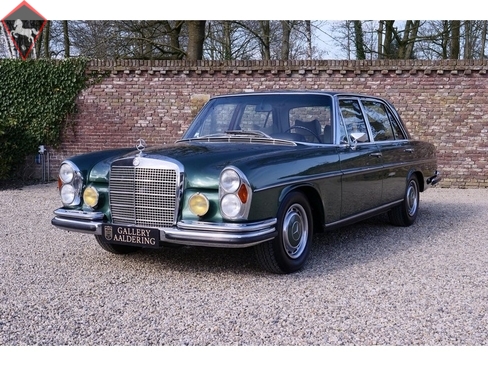 Mercedes-Benz 300SEL 6.3 w109 1972